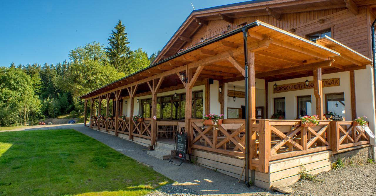 Wellness Aparthotel Martinak Horní Bečva Exteriör bild